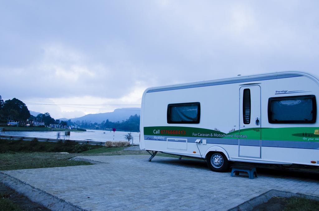 Go Outdoors Caravan Park Нувара Елия Екстериор снимка