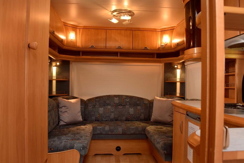 Go Outdoors Caravan Park Нувара Елия Стая снимка