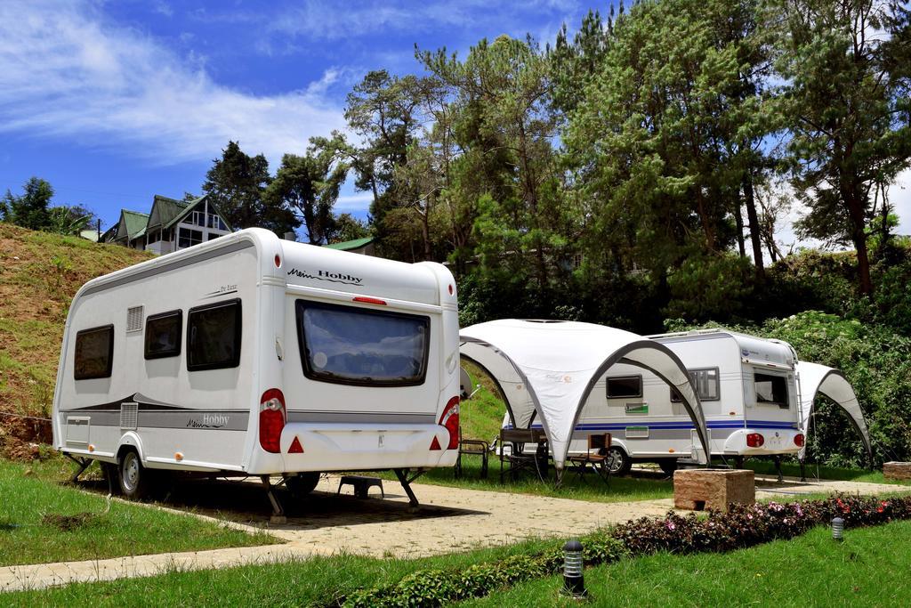 Go Outdoors Caravan Park Нувара Елия Екстериор снимка