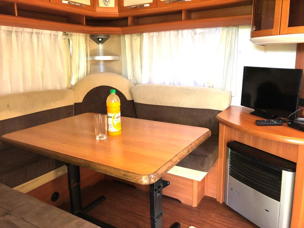 Go Outdoors Caravan Park Нувара Елия Екстериор снимка