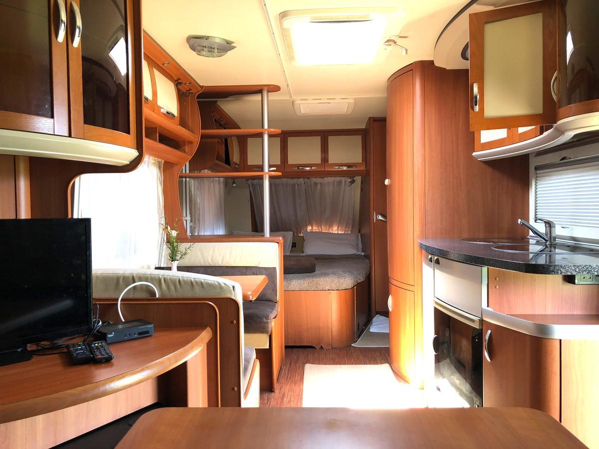Go Outdoors Caravan Park Нувара Елия Екстериор снимка