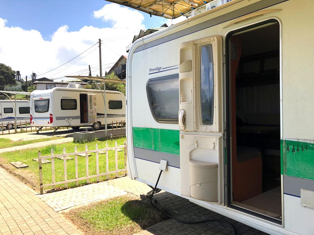 Go Outdoors Caravan Park Нувара Елия Екстериор снимка